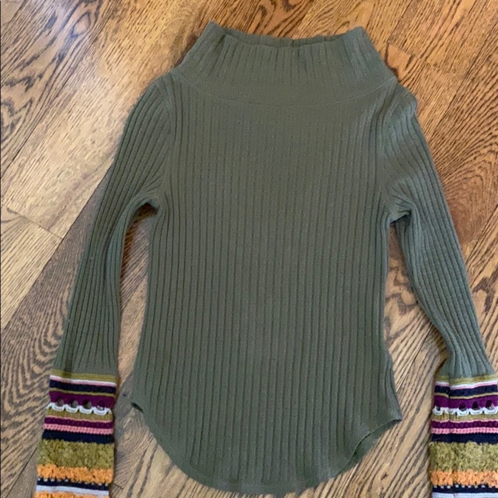 Free People green long sleeve tee M